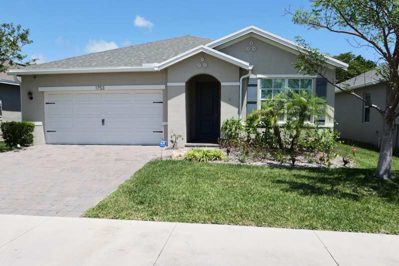3 bedroom Single Family Residence at 1753 NE White Pine Terrace, Ocean Breeze West, Ocean Breeze — photo 1