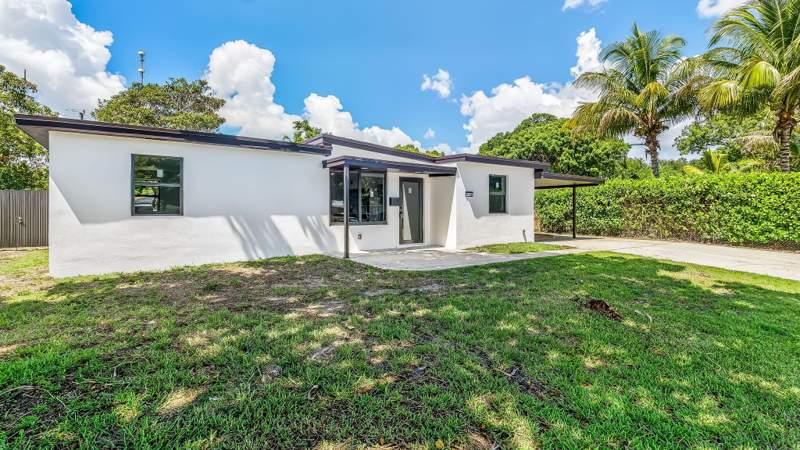 4 bedroom Single Family Residence at 118 Newton Road, Miami Gardens Estates Sec 6, West Park — photo 3