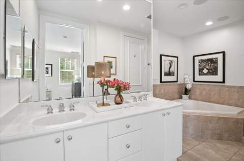 608 NE 11th Avenue, Fort Lauderdale FL - photo 18 of 38