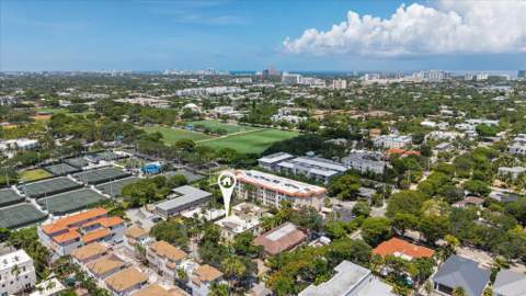 608 NE 11th Avenue, Fort Lauderdale FL - photo 9 of 38