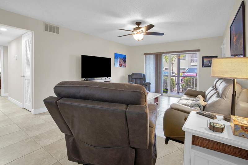 2 bedroom Condominium at 6411 Bay Club Drive #2, Bay Colony Club Condo, Fort Lauderdale — photo 5