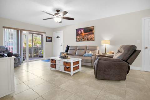 6411 Bay Club Drive #2, Fort Lauderdale FL - photo 7 of 37