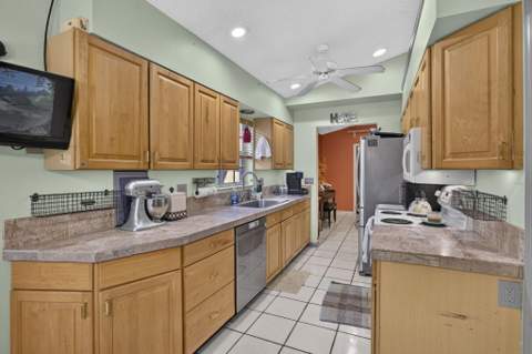 1480 Lake Breeze Drive, Wellington FL - photo 11 of 57