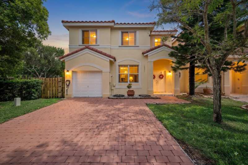4 bedroom Townhouse at 16951 SW 34th Street, Parcel A Nautica Plat, Miramar — photo 1