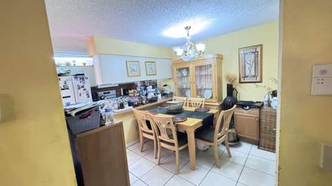 8492 S Coral Circle, North Lauderdale FL - photo 12 of 33