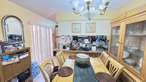 8492 S Coral Circle, North Lauderdale FL - photo 13 of 33