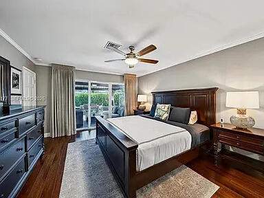 2125 NE 17th Terrace, Wilton Manors FL - photo 10 of 39