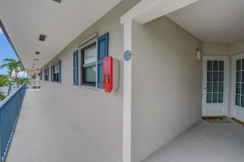 755 Saturn Street #H207, Jupiter FL - photo 7 of 28