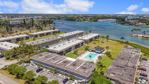755 Saturn Street #H207, Jupiter FL - photo 8 of 28
