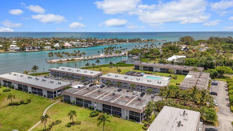 2 bedroom Condominium at 755 Saturn Street #H207, Jupiter Inlet Condo, Jupiter — photo 2