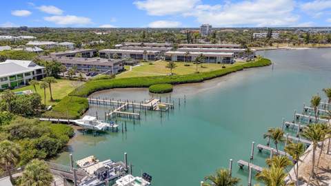 755 Saturn Street #H207, Jupiter FL - photo 14 of 28