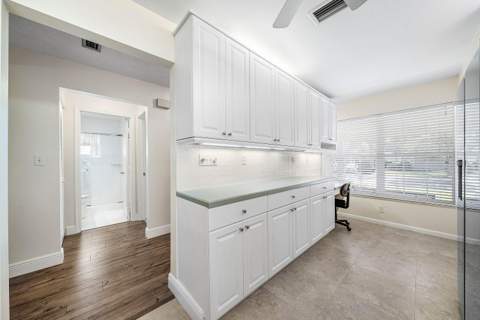 241 Del Rio Boulevard, Boca Raton FL - photo 6 of 30