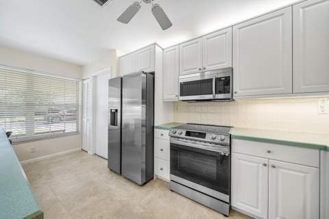 241 Del Rio Boulevard, Boca Raton FL - photo 7 of 30