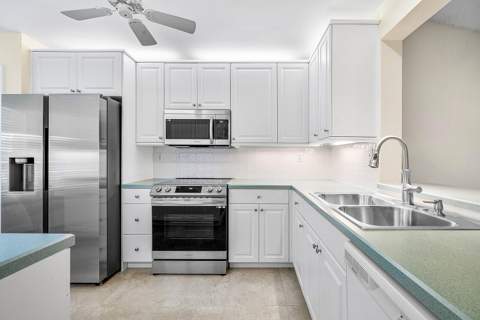 241 Del Rio Boulevard, Boca Raton FL - photo 8 of 30