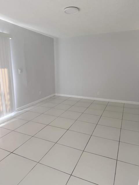 3830 Davis Road, Palm Springs FL - photo 13 of 15