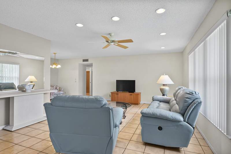 2 bedroom Villa at 5157 Lakefront Boulevard #D, High Point Of Delray West Condo Sec 1&2, Delray Beach — photo 4
