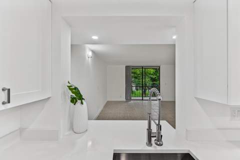 5220 Las Verdes Circle #317, Delray Beach FL - photo 6 of 50