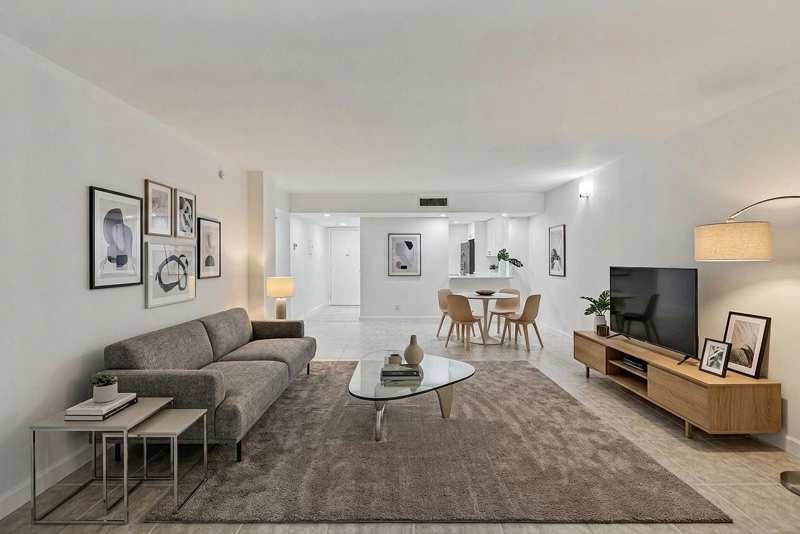 2 bedroom Condominium at 5220 Las Verdes Circle #317, Palmetto Condo, Delray Beach — photo 1