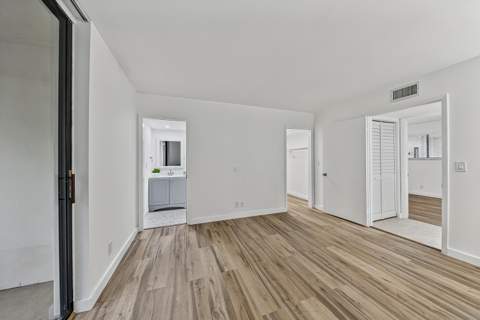 5220 Las Verdes Circle #317, Delray Beach FL - photo 24 of 50