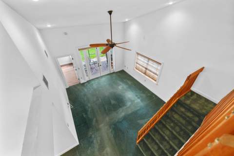 8211 NW 70th Street, Tamarac FL - photo 23 of 36