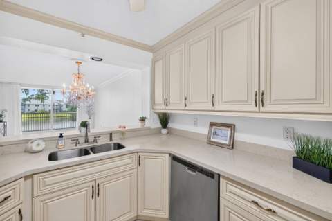 9551 Weldon Circle #E212, Tamarac FL - photo 6 of 56