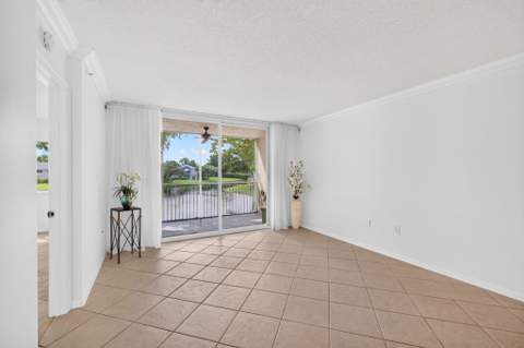 9551 Weldon Circle #E212, Tamarac FL - photo 17 of 56