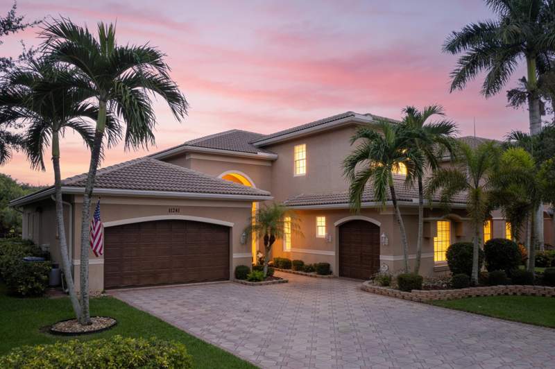 5 bedroom Single Family Residence at 11241 Brandywine Lake Way, Canyon Isles 01, Boynton Beach — photo 3