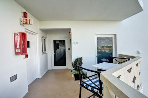 333 Sunset Drive #401, Fort Lauderdale FL - photo 9 of 59
