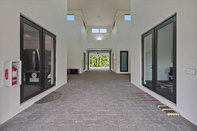 7 bedroom Single Family Residence at 2984 Appaloosa Trail, Saddle Trail Park, Wellington — photo 4
