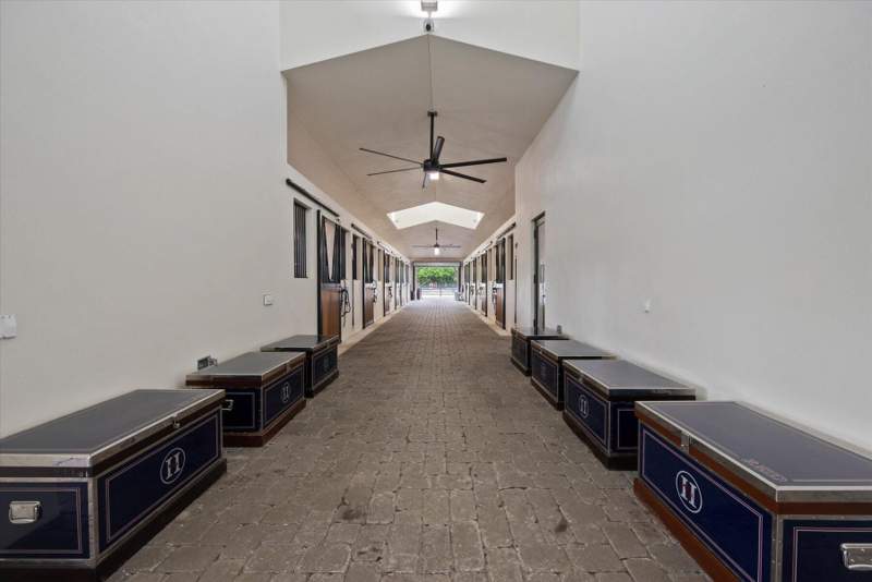 7 bedroom Single Family Residence at 2984 Appaloosa Trail, Saddle Trail Park, Wellington — photo 5