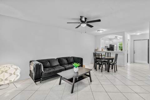 207 Tropic Isle Drive #208, Delray Beach FL - photo 12 of 42