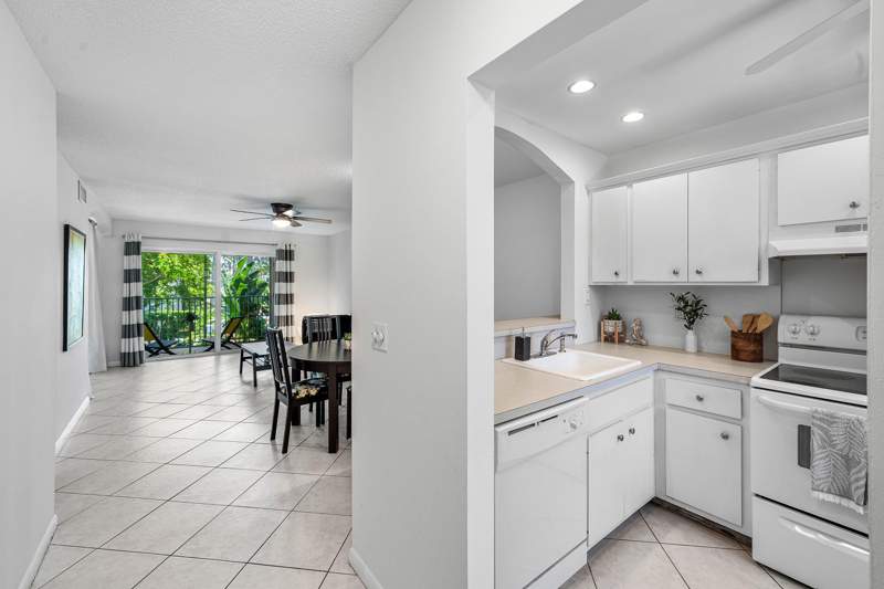 2 bedroom Condominium at 207 Tropic Isle Drive #208, Serena Vista Condo, Delray Beach — photo 5