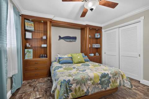 1206 S Lake Drive #504, Lantana FL - photo 15 of 54