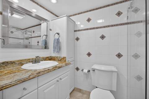 1206 S Lake Drive #504, Lantana FL - photo 16 of 54