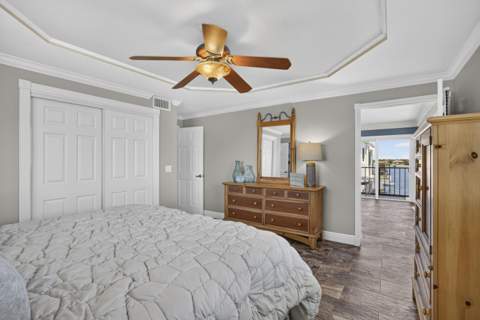 1206 S Lake Drive #504, Lantana FL - photo 20 of 54