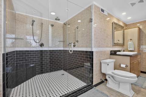 1206 S Lake Drive #504, Lantana FL - photo 23 of 54
