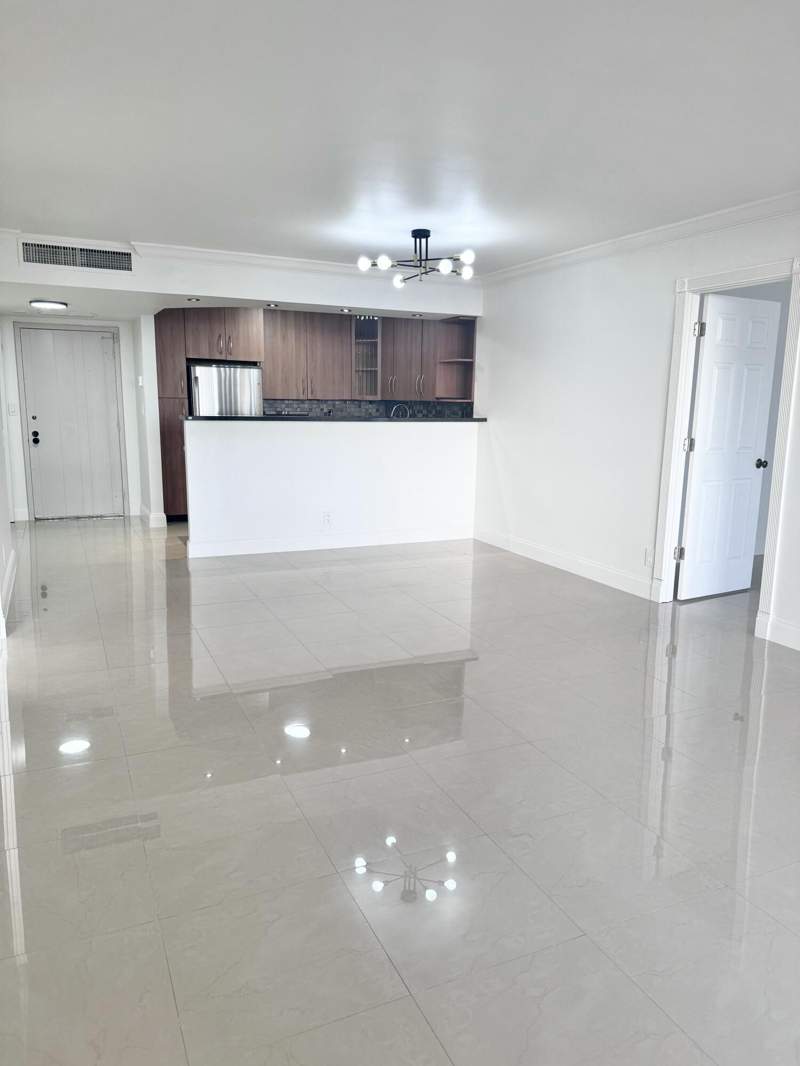 2 bedroom Condominium at 600 Three Islands Boulevard #1108, Olympus Condo Phase, Hallandale Beach — photo 5