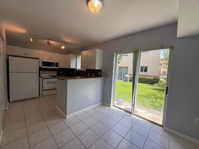 3 bedroom Condominium at 3481 Briar Bay Boulevard #101, Cove At Briar Bay Condo, West Palm Beach — photo 5