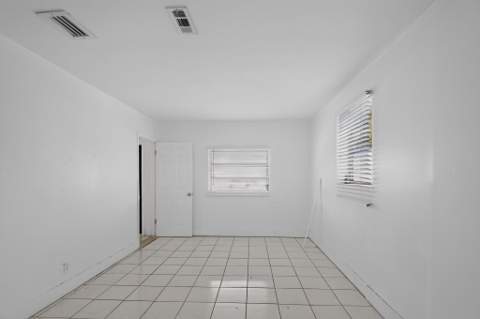 5845 Arthur Street, Hollywood FL - photo 22 of 31