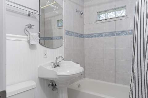 1106 N Lakeside Drive, Lake Worth Beach FL - photo 12 of 48