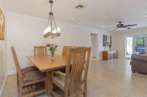 1106 N Lakeside Drive, Lake Worth Beach FL - photo 7 of 48