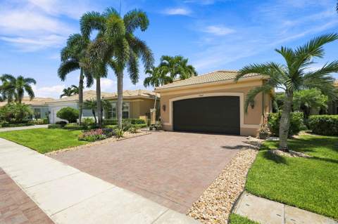 10684 Whitewind Circle, Boynton Beach FL - photo 6 of 86