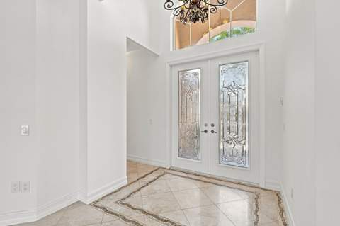 10684 Whitewind Circle, Boynton Beach FL - photo 9 of 86