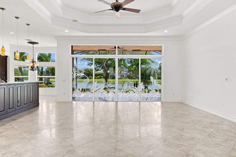 10684 Whitewind Circle, Boynton Beach FL - photo 13 of 86
