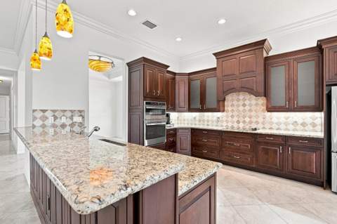 10684 Whitewind Circle, Boynton Beach FL - photo 17 of 86