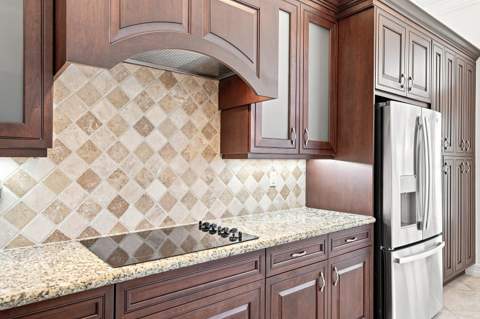 10684 Whitewind Circle, Boynton Beach FL - photo 19 of 86
