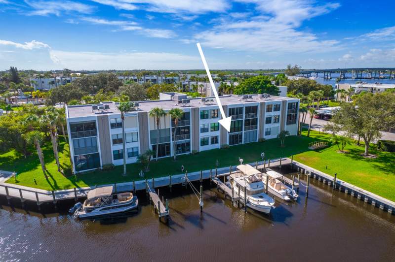 2 bedroom Condominium at 1950 SW Palm City Road #12-103, Circle Bay Yacht Club Condo, Stuart — photo 2