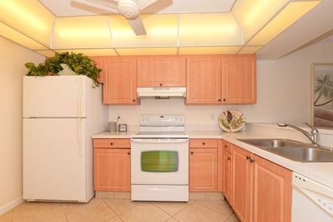 1950 SW Palm City Road #12-103, Stuart FL - photo 6 of 37