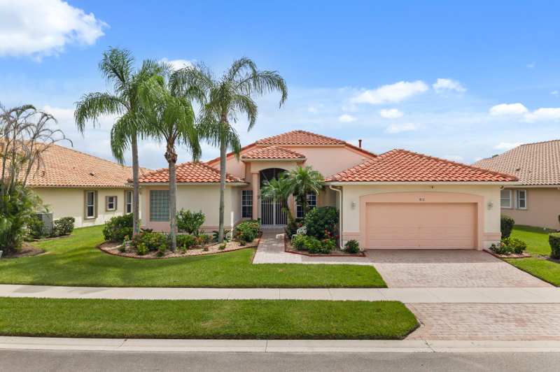 3 bedroom Single Family Residence at 412 NW Aqua Vista Lane, Cascades At St Lucie West Phase 2 , Port St. Lucie — photo 1