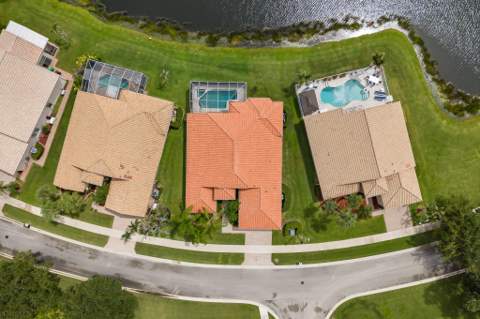 412 NW Aqua Vista Lane, Port St. Lucie FL - photo 8 of 76